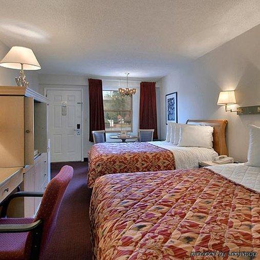 Bourbon Capital Inn Bardstown Exterior foto
